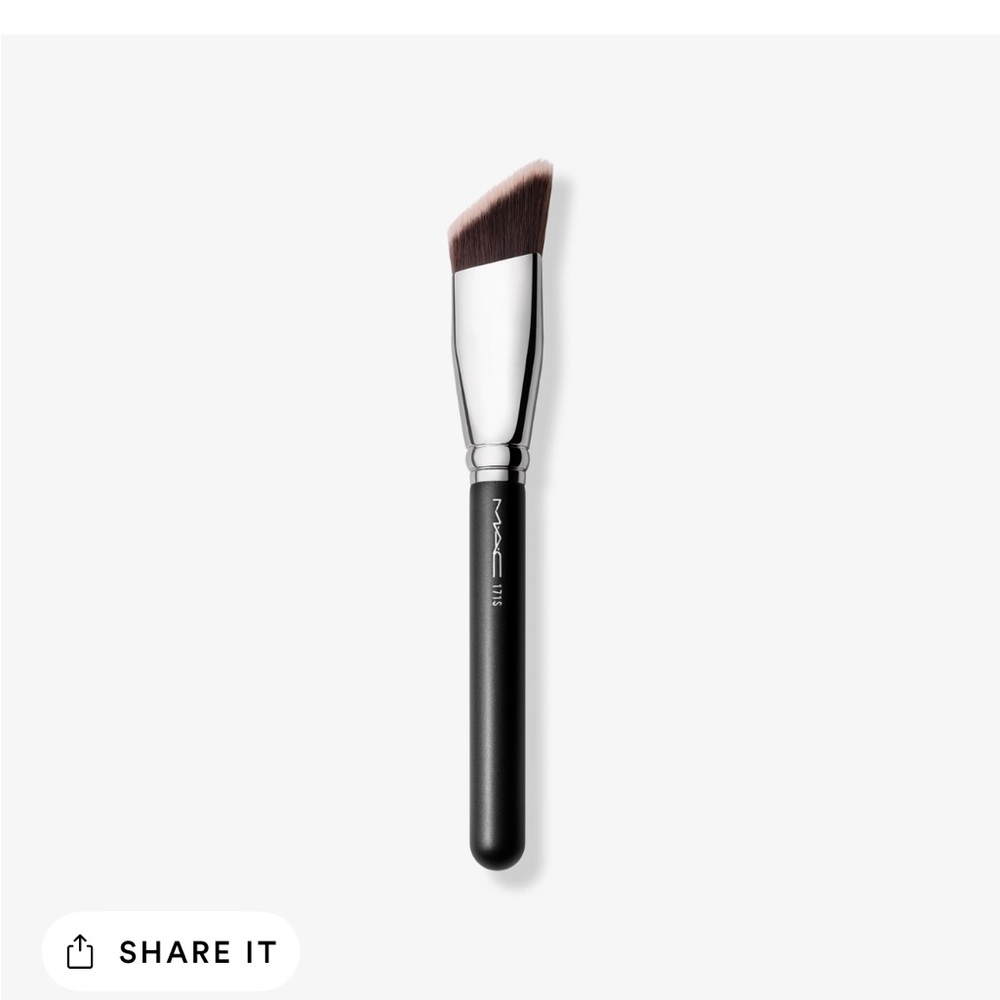 MAC 171 smooth edge all over makeup brush